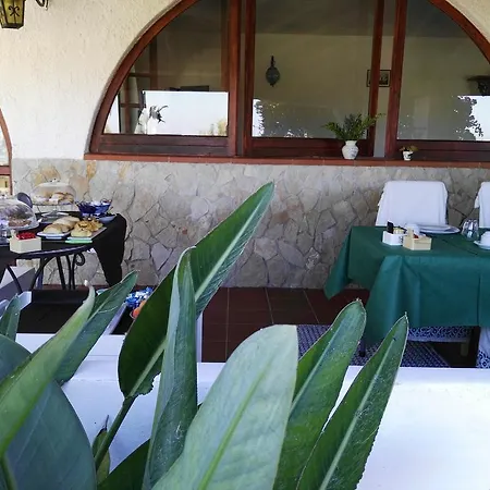 Il Casale Bed & Breakfast *